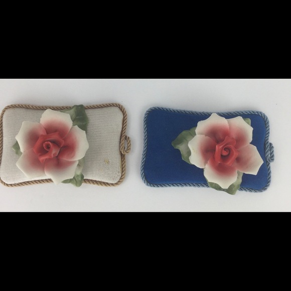 Capodimonte flowers. Excellent condition vintage - Picture 7 of 8